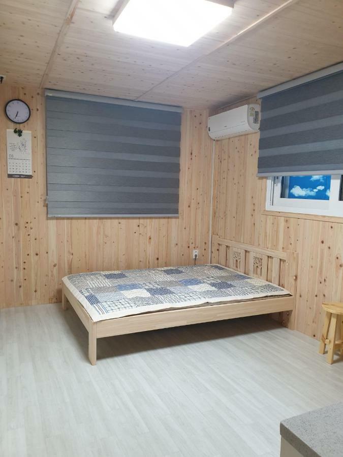 Grace River House Block A - Couple Room Hoengseong Экстерьер фото